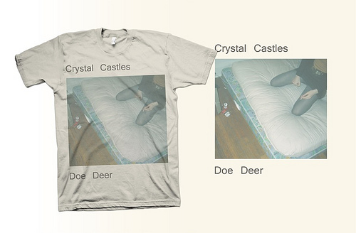 Crystal castles it fit. Мерч Кристал кастлс. Футболка Crystal Castles. Crystal Castles мерч. Crystal Castles Crystal Castles.